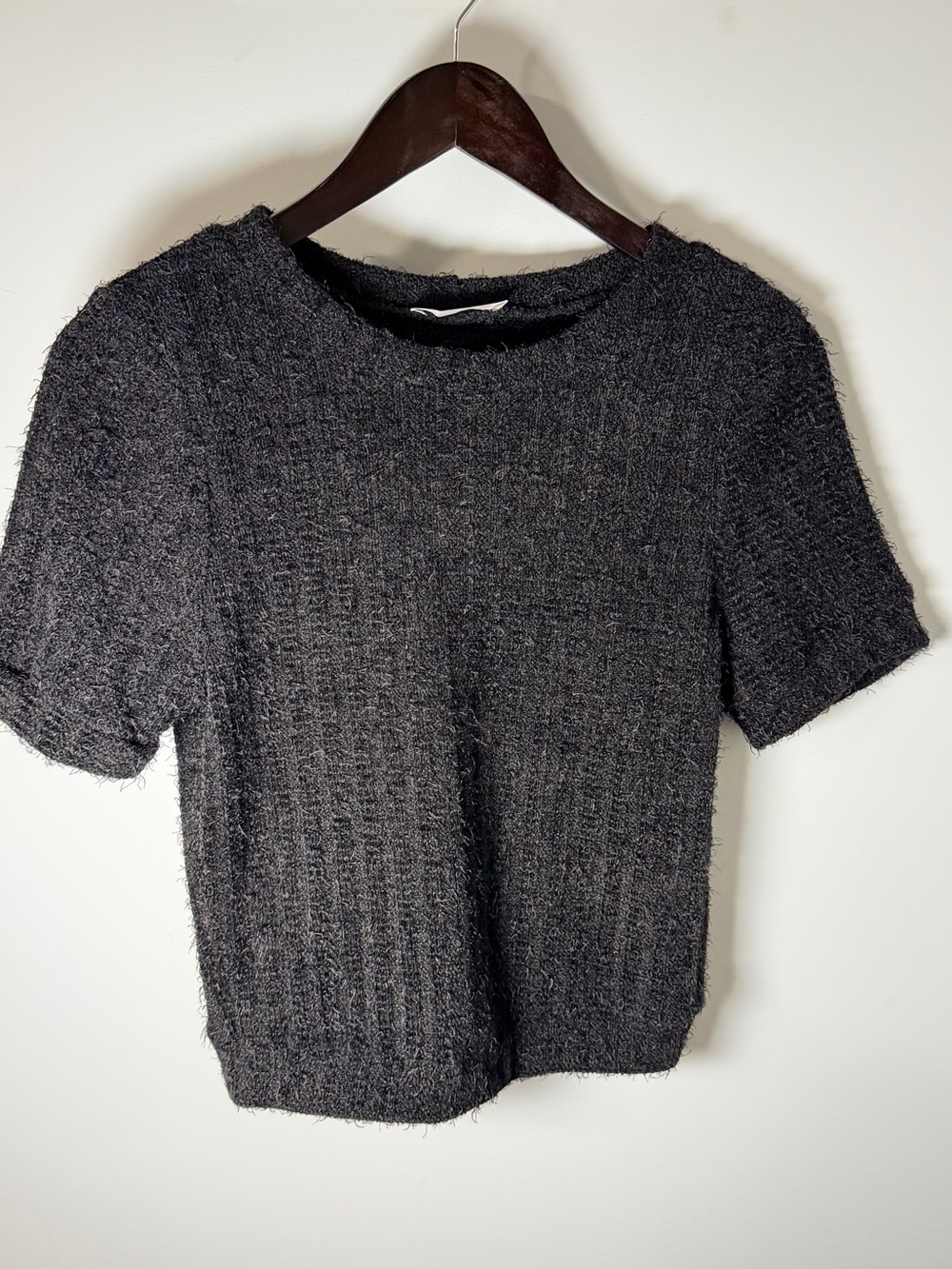 A3 Designs sweater size M
